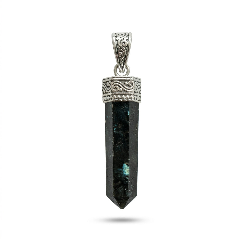 Aura Protection & Inner Strength Pendant (Labradorite)